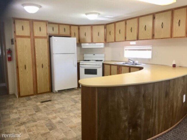 Foto del edificio - 3 br, 2 bath Mobile Home - 4486 Ashwood Dr W