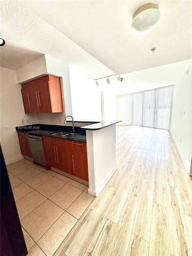 Building Photo - 325 S Biscayne Blvd