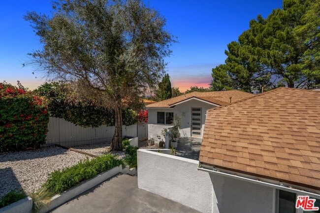 Building Photo - 3434 Oak Glen Dr