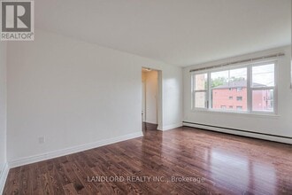 Building Photo - 111 Craydon Rd