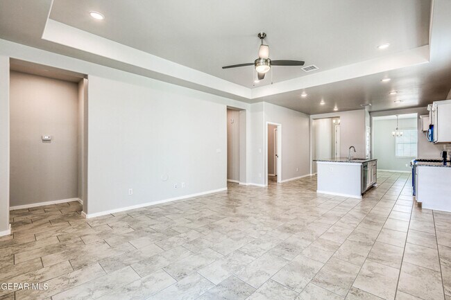 Foto del edificio - 916 Pettus Pl