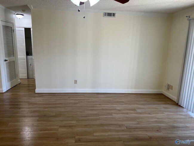 Foto del edificio - 6620 Willow Pointe Dr NW