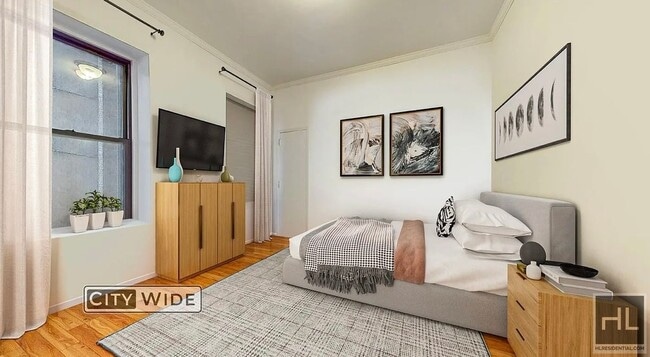 Building Photo - 4 BED WITH IN-UNIT LAUNDRY + ELEVATOR BUIL...