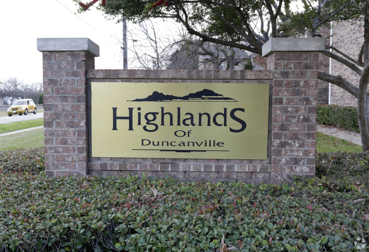 Primary Photo - Highlands of Duncanville