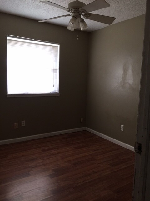Foto del edificio - 2612 SE 50th St