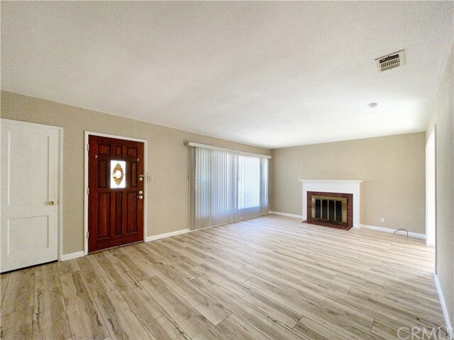 Building Photo - 2452 E Woodlyn Rd
