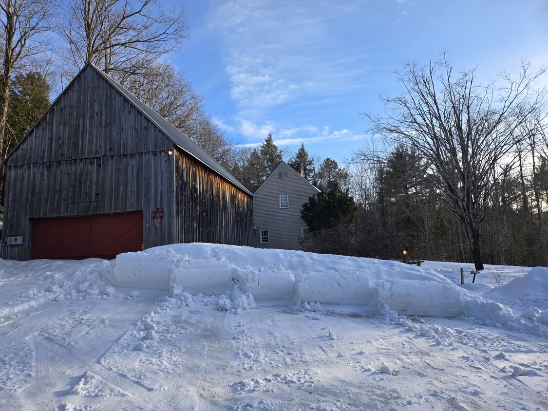 Primary Photo - 460 Fairgrounds Rd