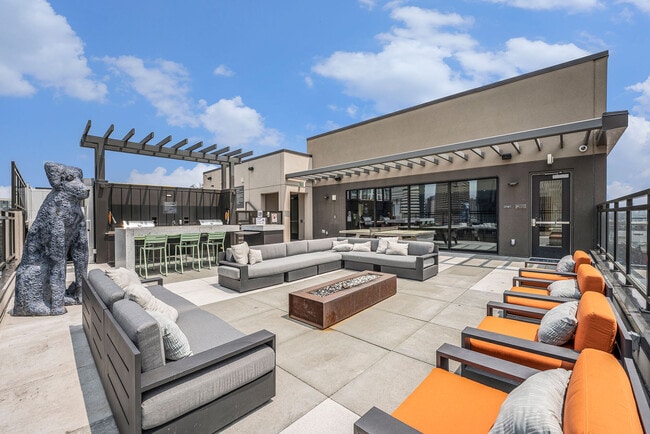 Building Photo - SOVA ON GRANT