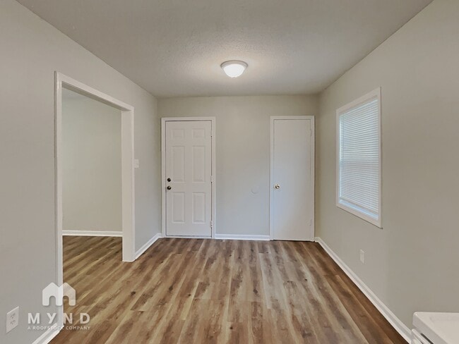 Building Photo - 6590 Embassy Cir