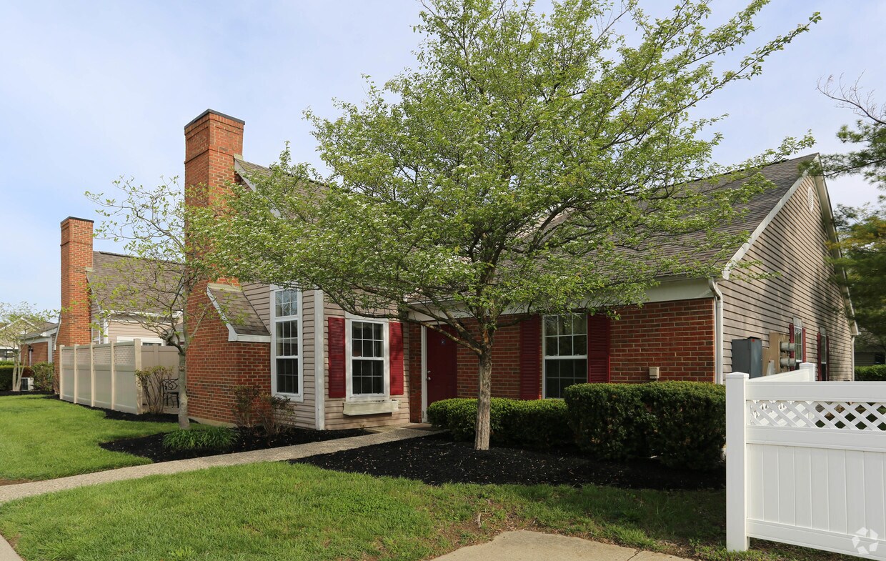 Falls at Landen Apartments in Maineville, OH
