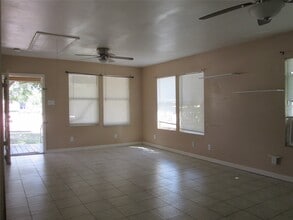 Building Photo - 4416 FM 2218 Rd