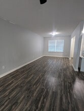Building Photo - 1003 Caden Village Cir