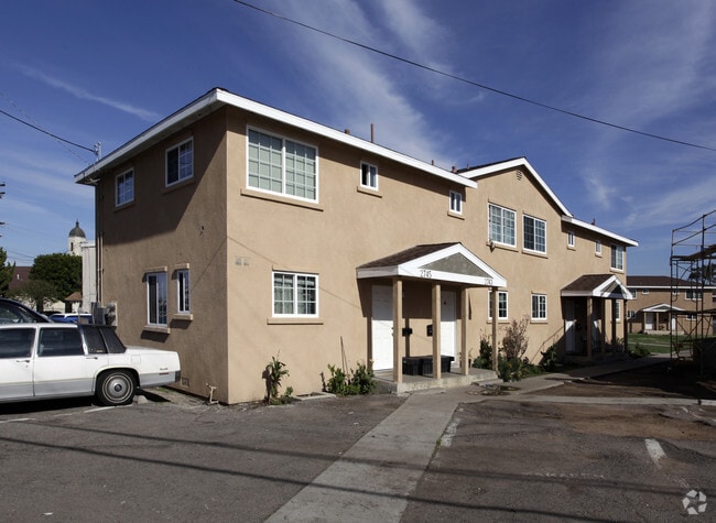 Building Photo - Park View Apartments