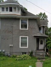Building Photo - 201-203 E Locust St