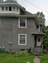 Building Photo - 201-203 E Locust St