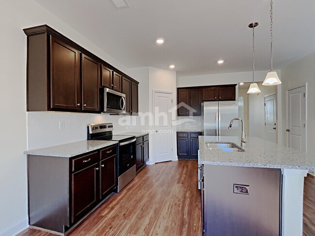 Building Photo - 1107 Bentley Pl