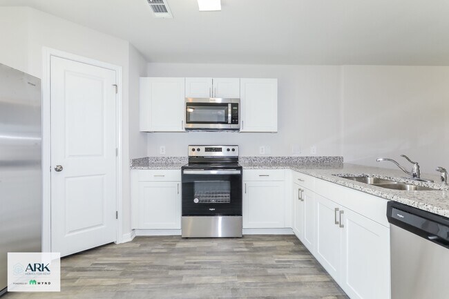 Building Photo - 14178 Green Wing Cir