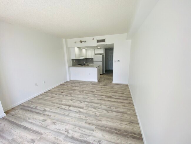 Foto del edificio - 540 Brickell Key Dr