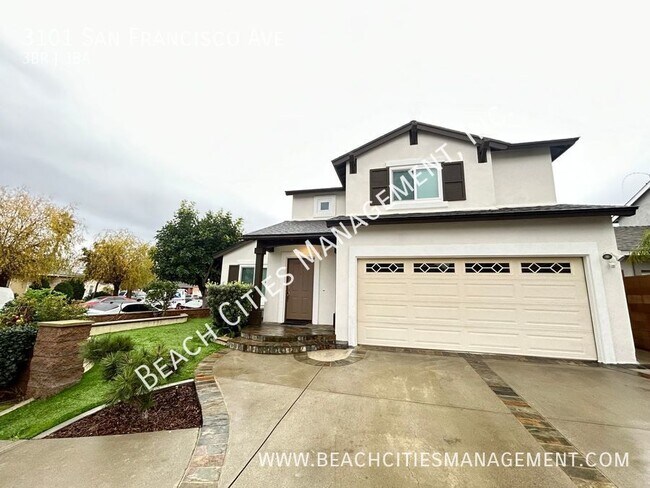Foto del edificio - Modern 3 Bedroom, 2.5 Bath House with Sola...