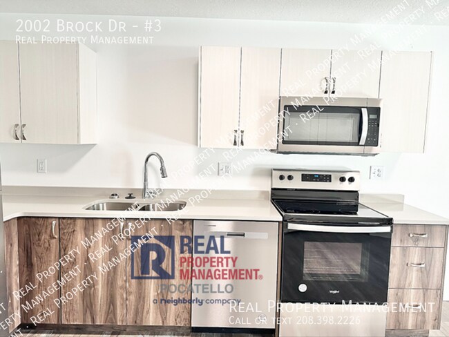 Foto del edificio - 2002 Brock Dr