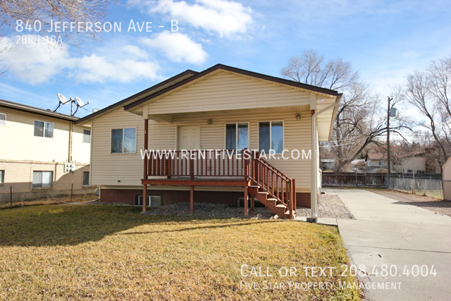 Primary Photo - Charming 2 Bedroom 1 Bathroom Upstairs Apa...