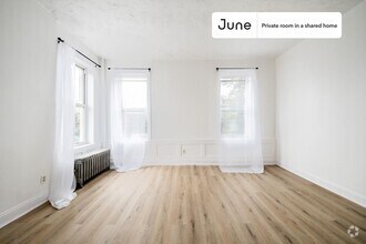 Building Photo - Private bedroom in 4 bed/1 bath Home