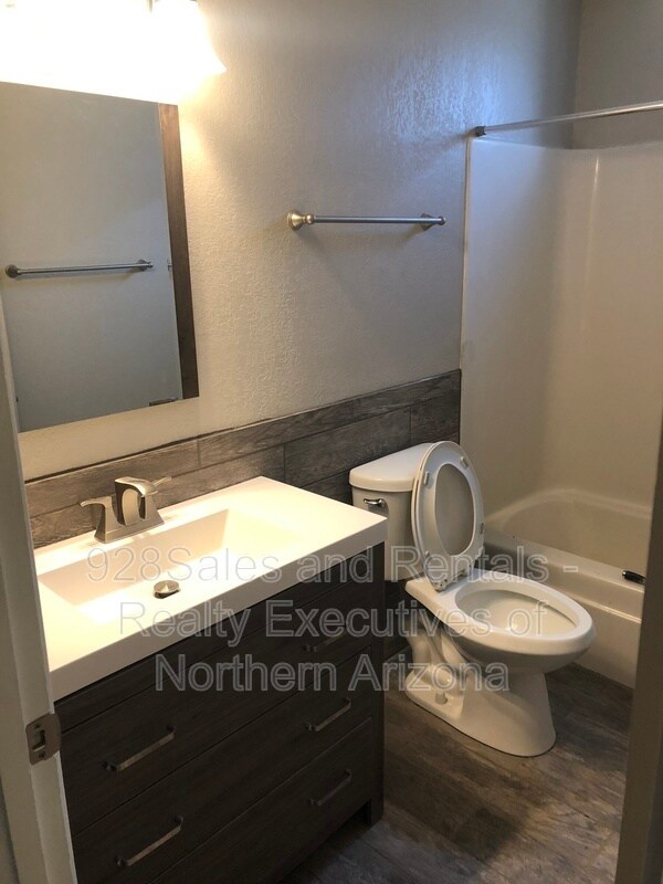 Foto del edificio - 1507 N San Francisco St