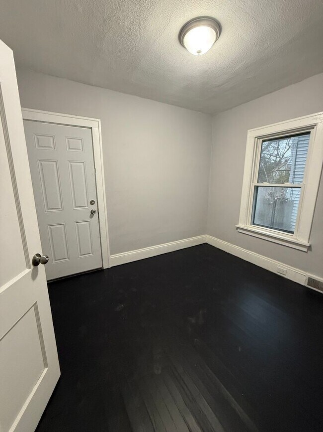 Building Photo - 18906 Ironwood Ave