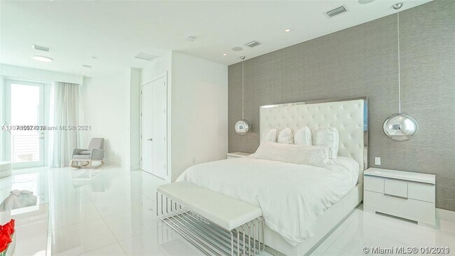 Foto del edificio - 6740 Northwest 106th Avenue, Doral, FL 331...