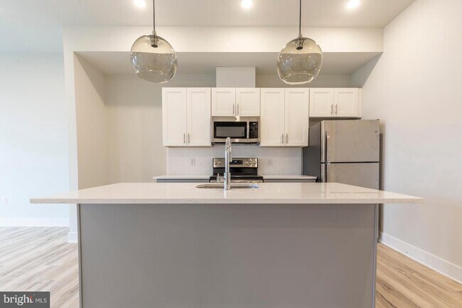Foto del edificio - 2440 Kensington Ave
