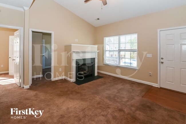 Foto del edificio - 327 Olde North Church Dr