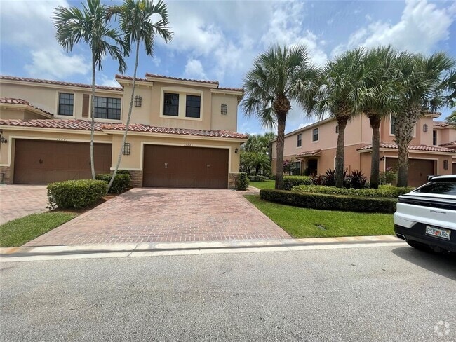 Building Photo - 10845 NW 74th Dr