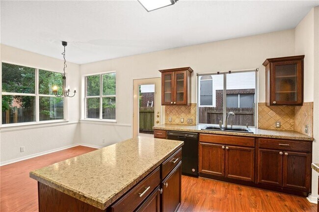 Building Photo - 7109 Teya Ct