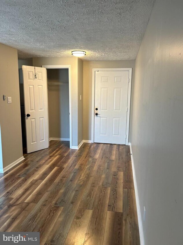 115 Kenwood Dr, Winslow Township, NJ 08081 Room for Rent in Winslow