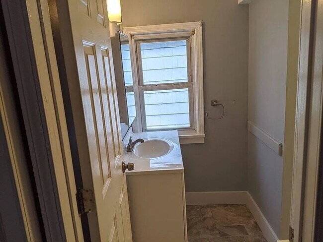 Foto del edificio - 407 Fourth Street