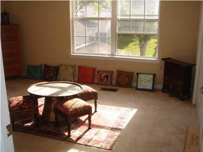 Foto del edificio - 965 Scenic Oak Ln