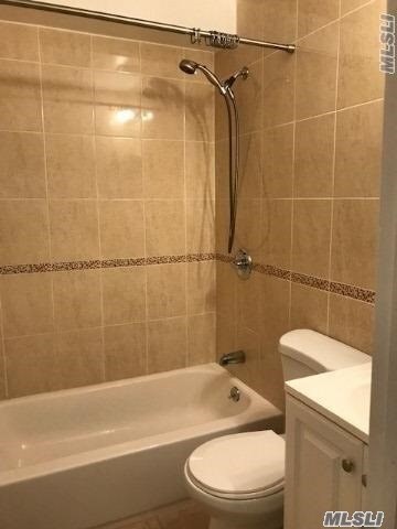 Foto del edificio - 219-67 67th Ave