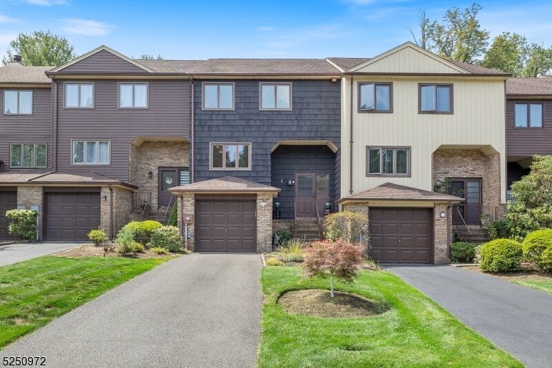 44 Patriots Rd, Morris Plains, NJ 07950 Townhome Rentals in Morris