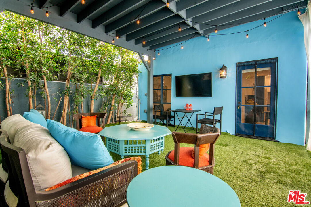 Foto principal - 6327 W 6th St