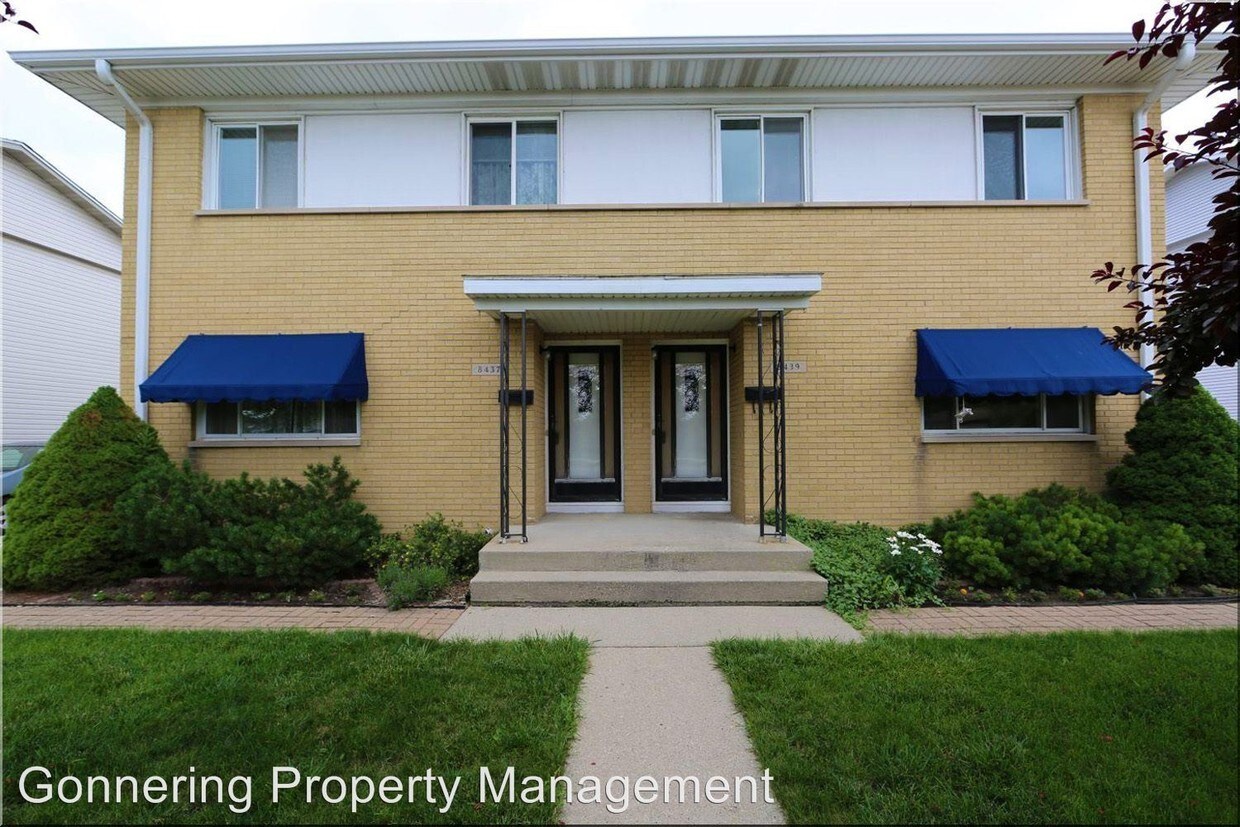 8437 22nd Ave, Kenosha, WI 53143 Condo for Rent in Kenosha, WI