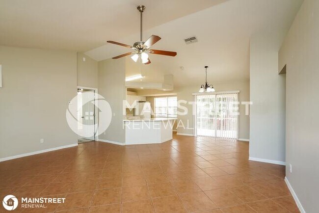 Building Photo - 18229 Apple Rd