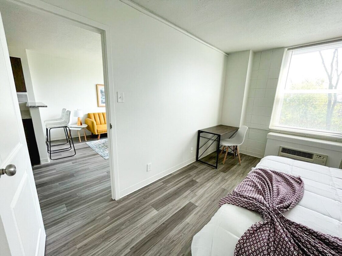 Foto principal - 2515 Burnet Ave