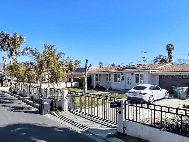 Building Photo - 26440 Plymouth St