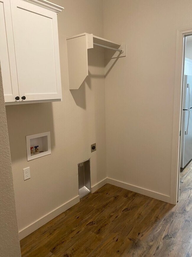 Foto del edificio - 1208 N 7th St