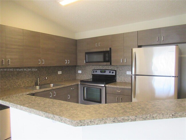 Building Photo - 3630 N 56th Ave