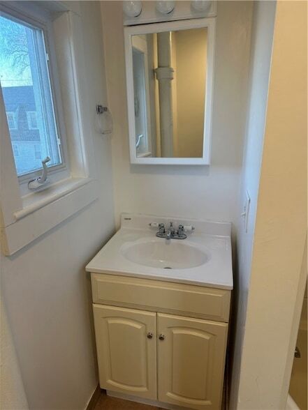 Foto del edificio - 38 Oak St