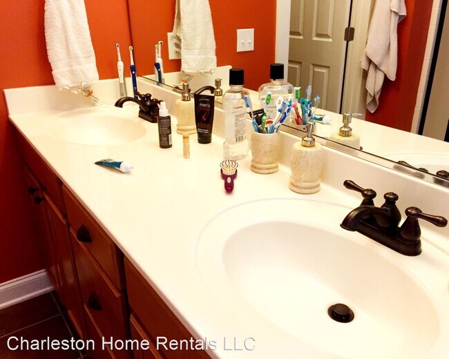 Building Photo - 3 br, 2.5 bath House - 1291 Appling Drive