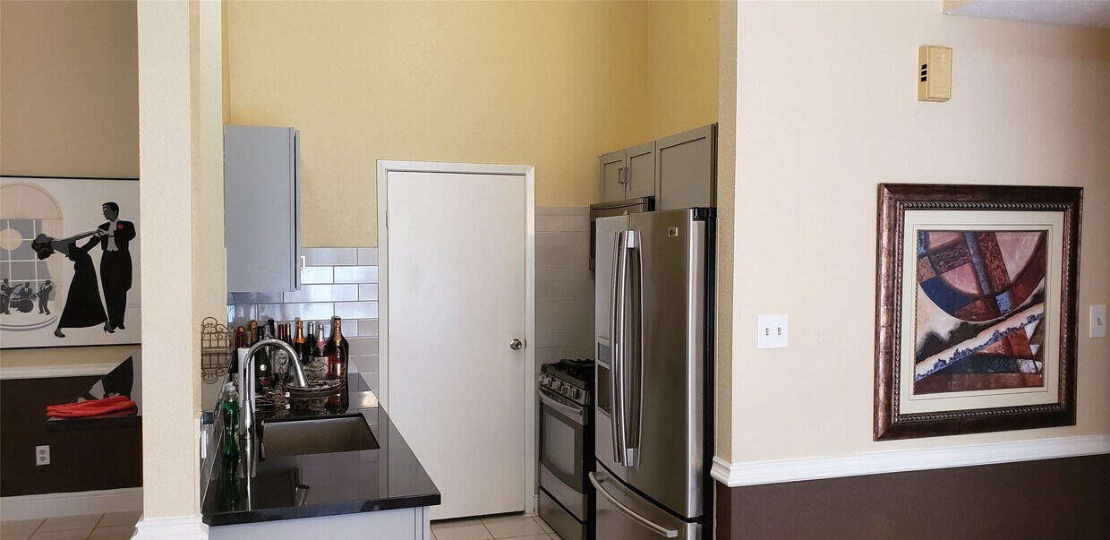 Foto principal - 5208 Beaverhill Dr