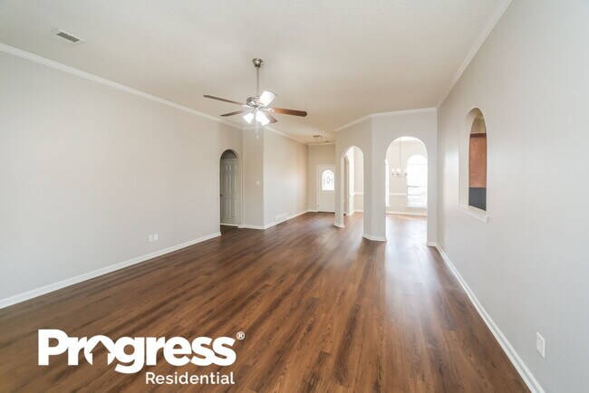 Building Photo - 10442 Sanford Dr