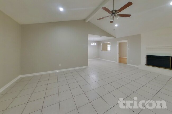 Foto del edificio - 7902 Battlepine Dr